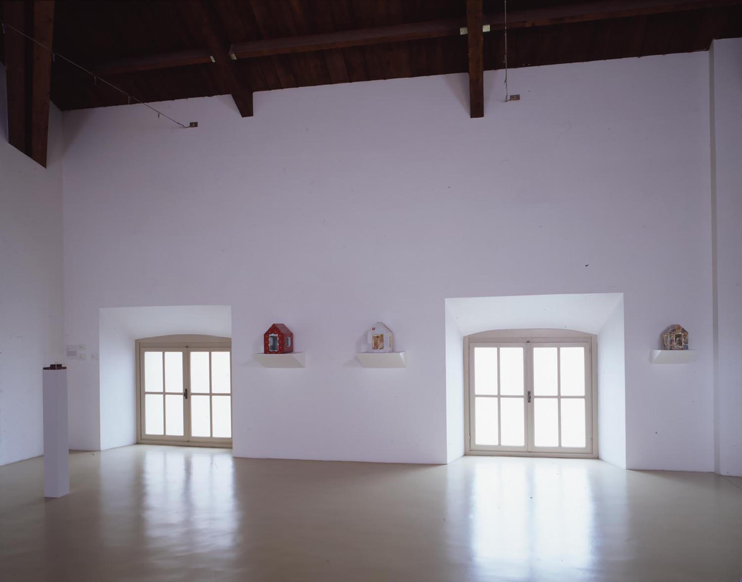 u0022Sunshine u0026 Noir. Arte a Los Angeles 1960-1997u0022, installation view
